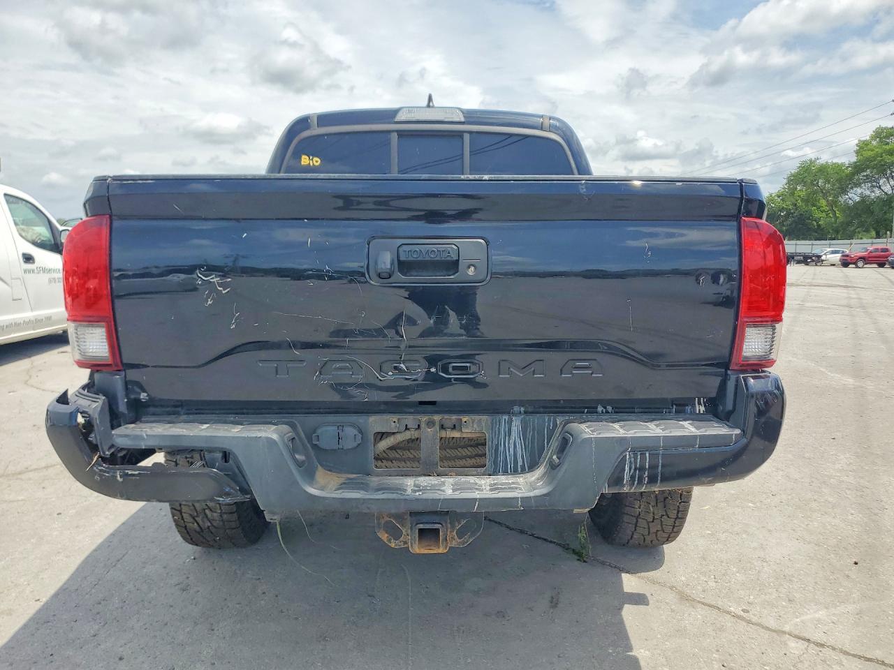 Toyota Tacoma Sr V6