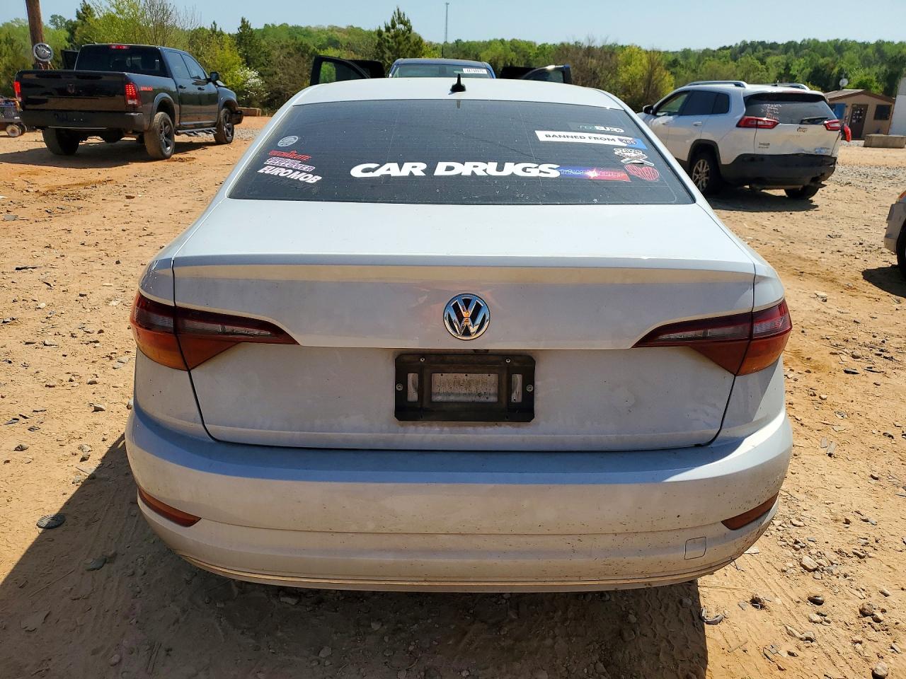 Volkswagen Jetta S