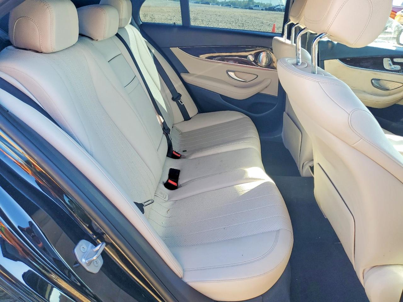 Mercedes-Benz E-Class 300 4matic