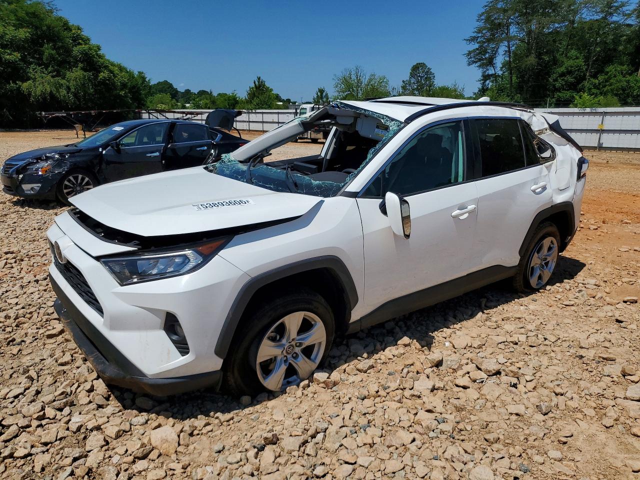 Salvage Toyota RAV4 Image