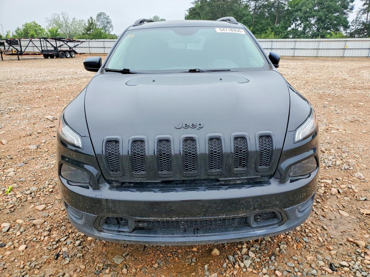 Jeep Cherokee Sport