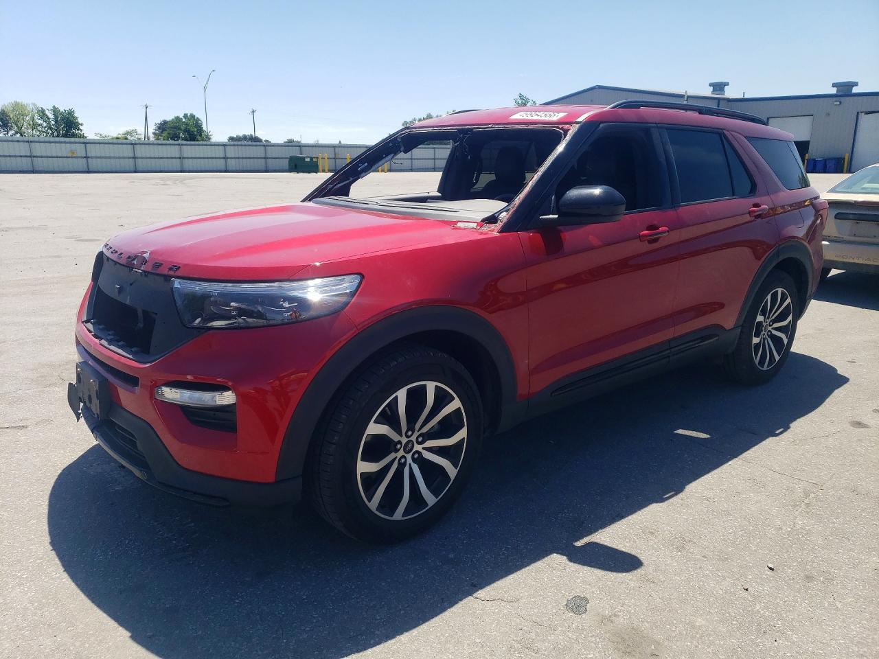 Salvage Ford Explorer Image