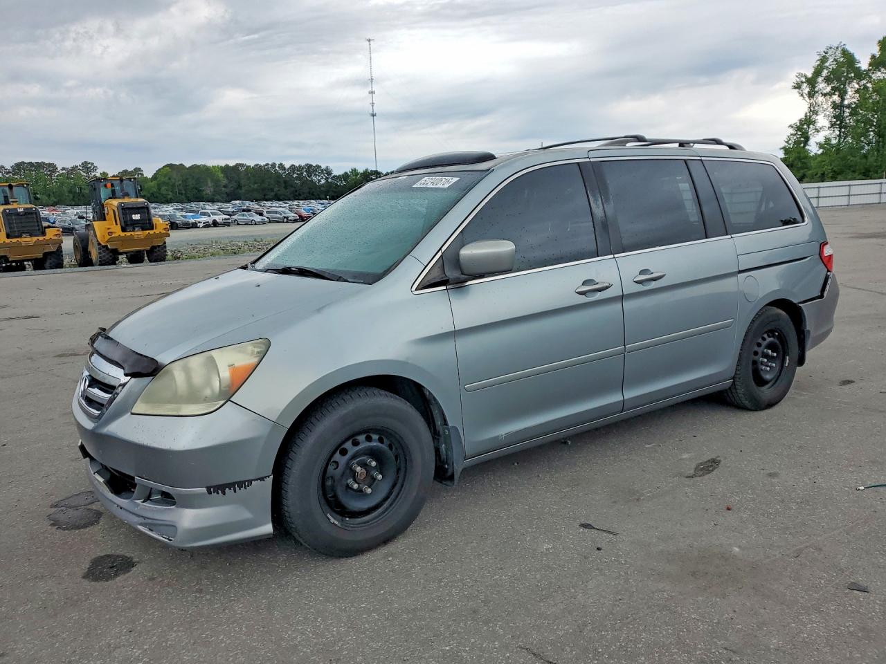 Salvage Honda Odyssey Image