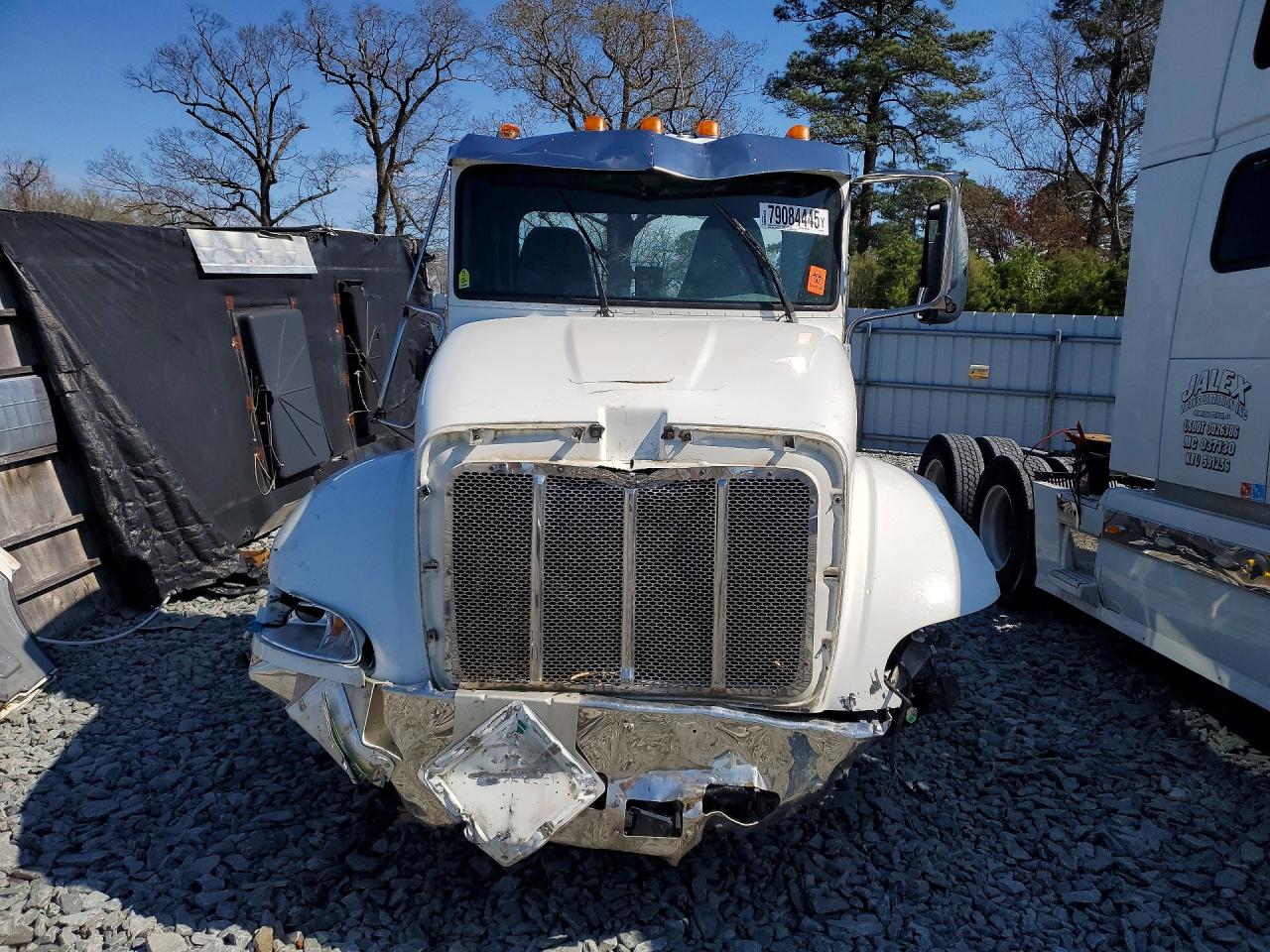 Peterbilt 337