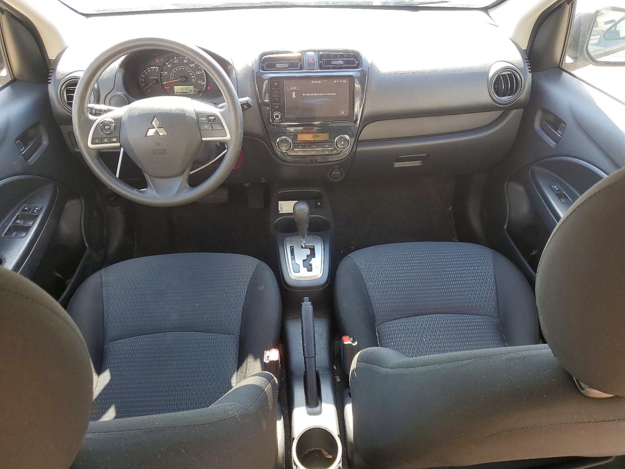 Mitsubishi Mirage G4 Es