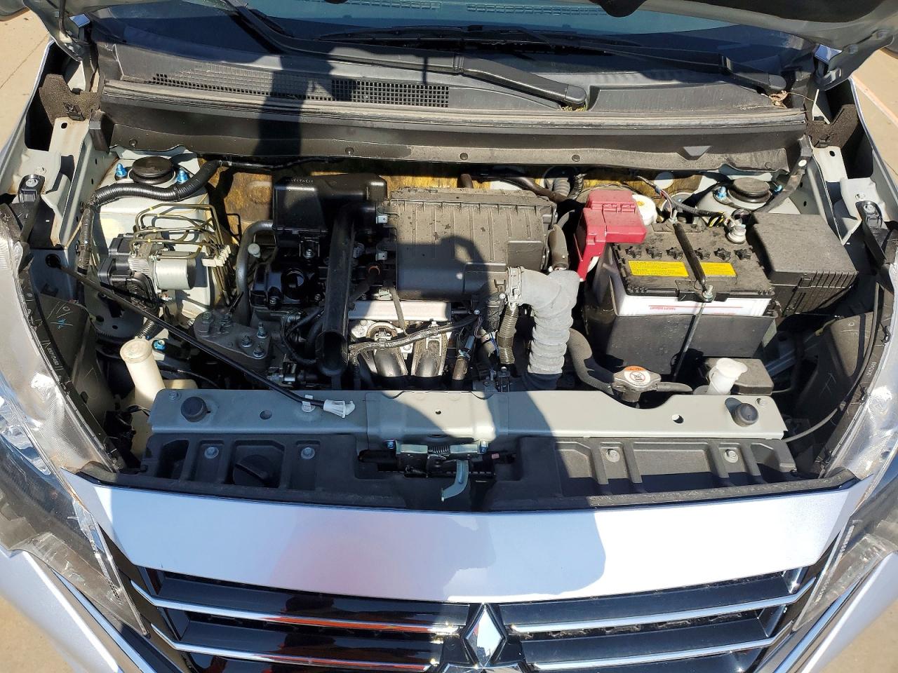 Mitsubishi Mirage G4 Es