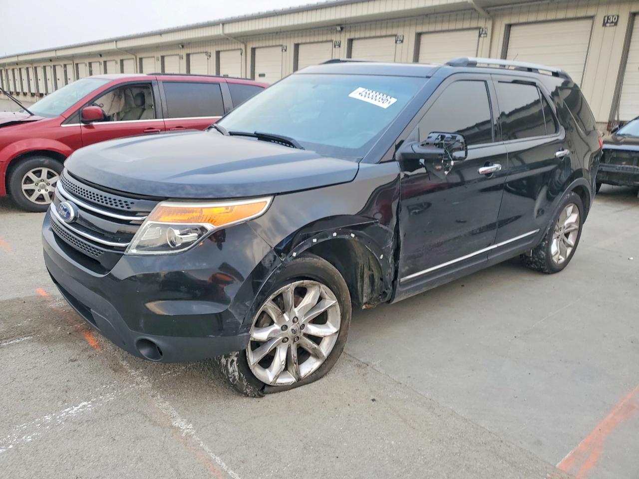 Salvage Ford Explorer Image