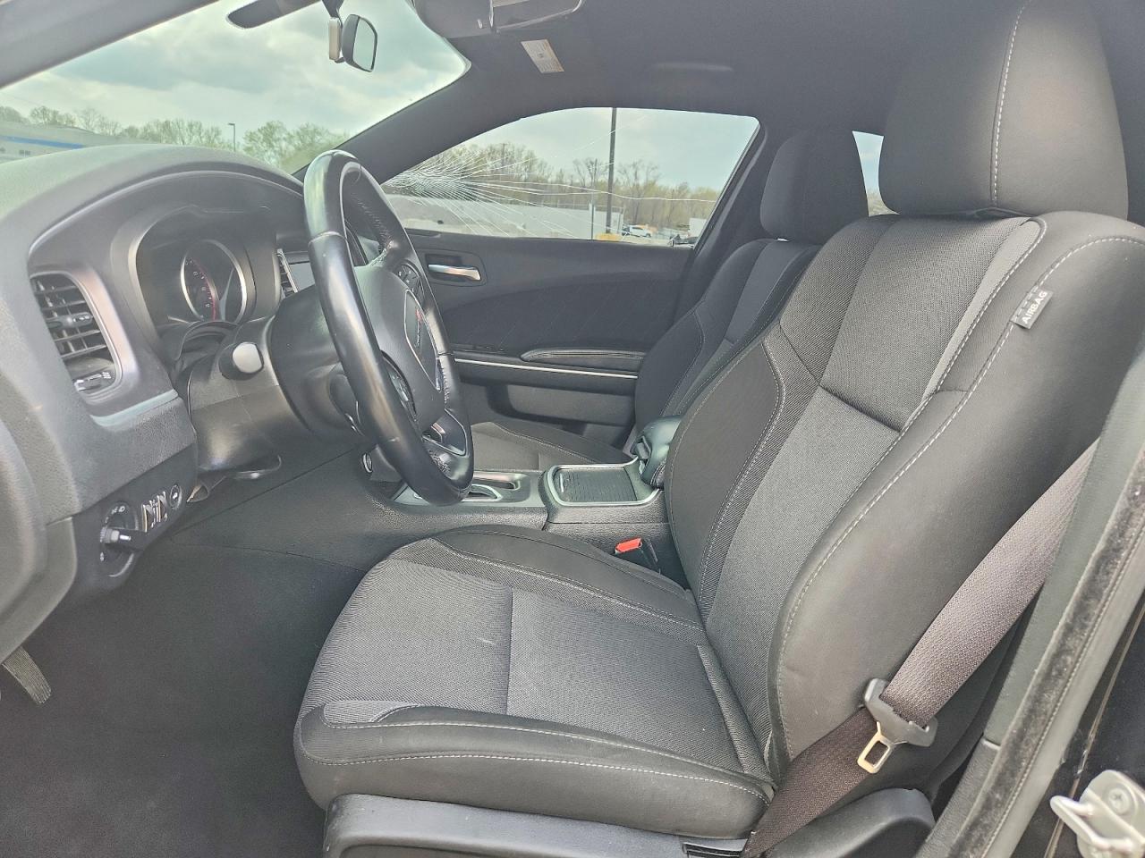 Dodge Charger Sxt