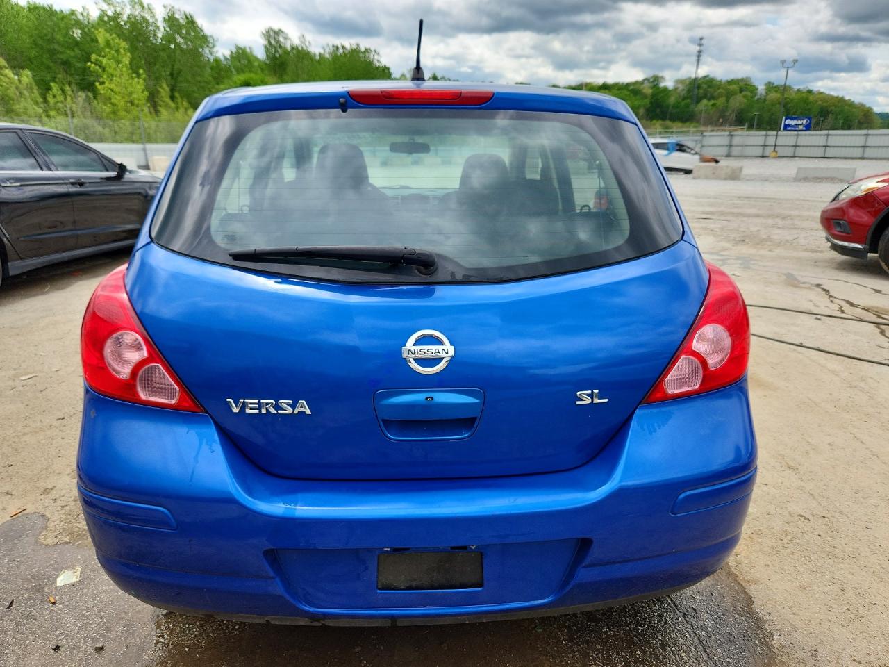 Nissan Versa 1.8 S