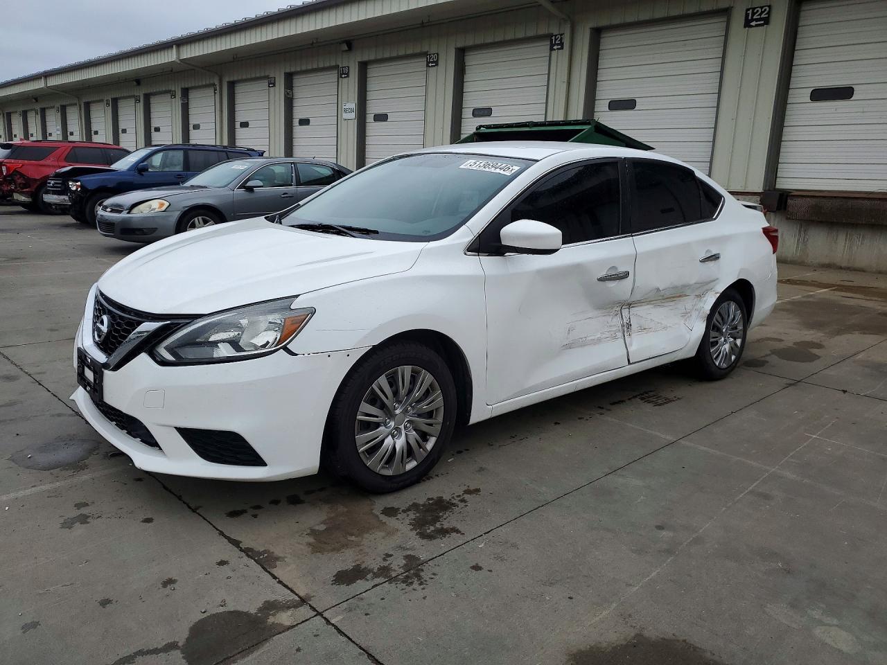 Salvage Nissan Sentra Image