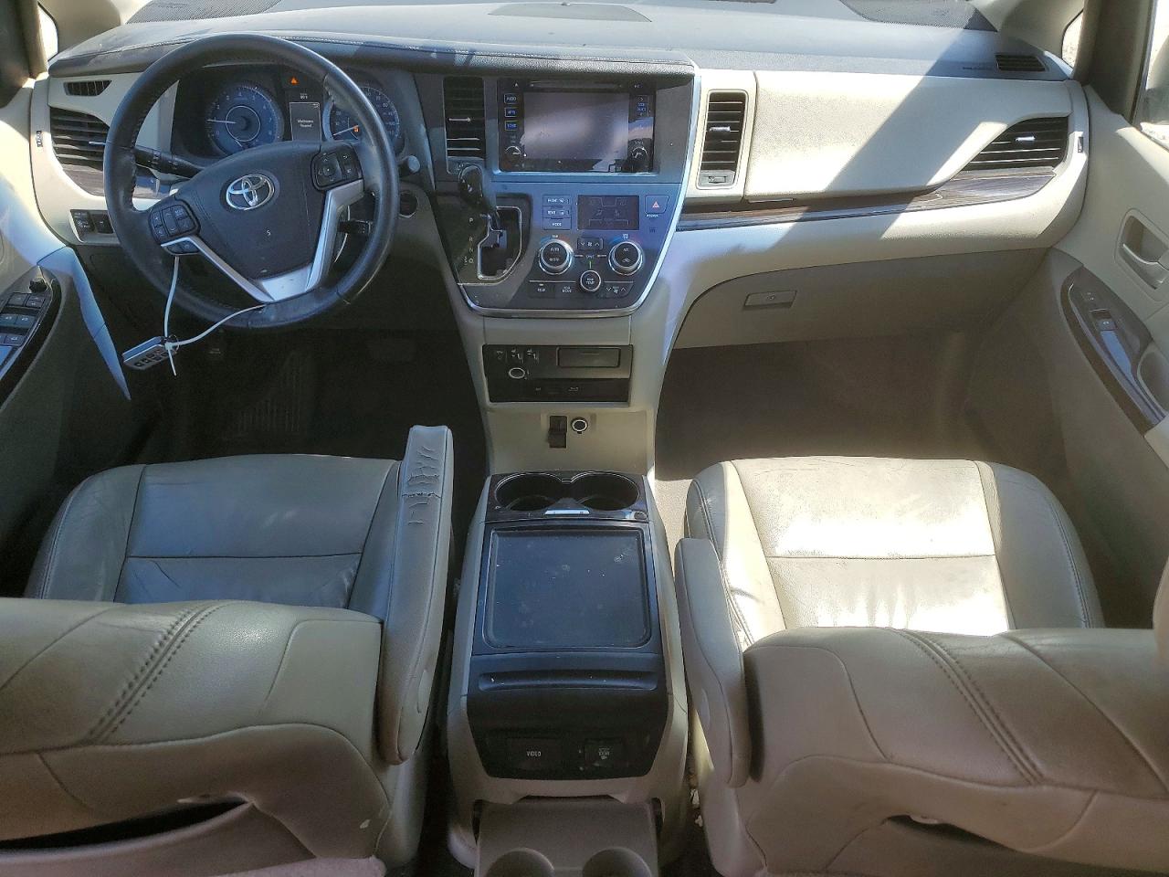 Toyota Sienna Xle Premium 8-passenger