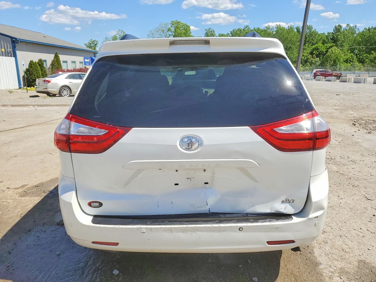Toyota Sienna Xle Premium 8-passenger