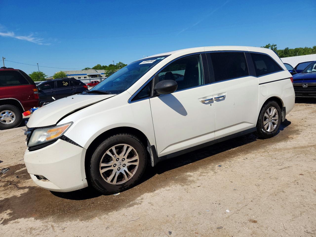 Salvage Honda Odyssey Image