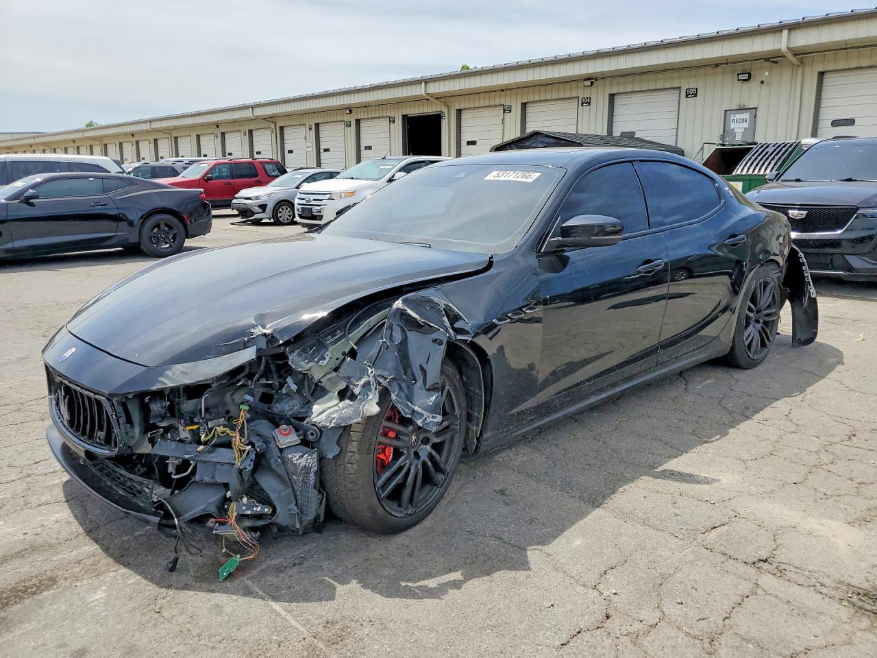 Salvage Maserati Ghibli Image