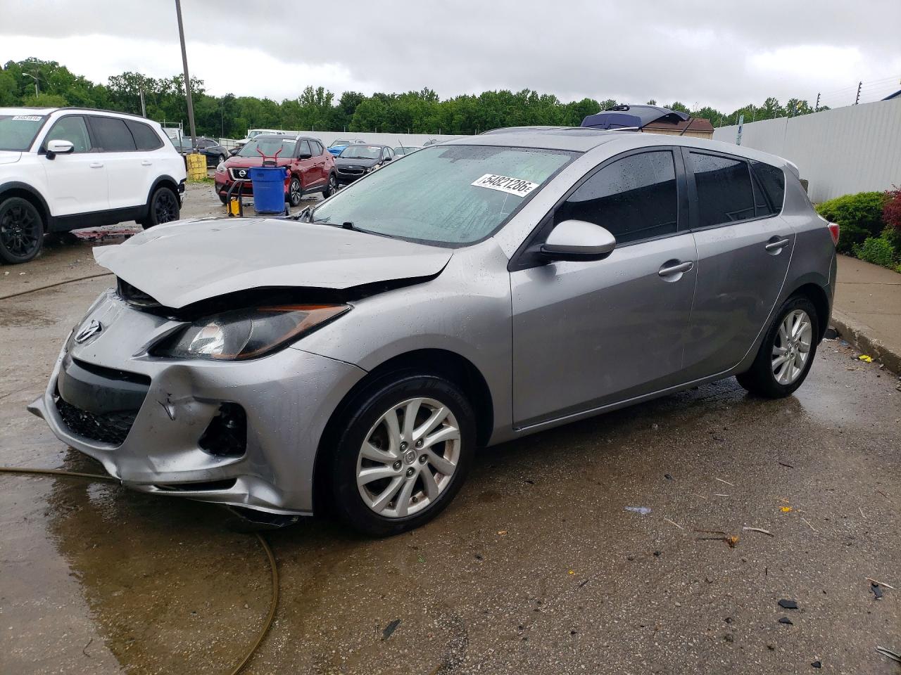 Salvage Mazda 3 Image