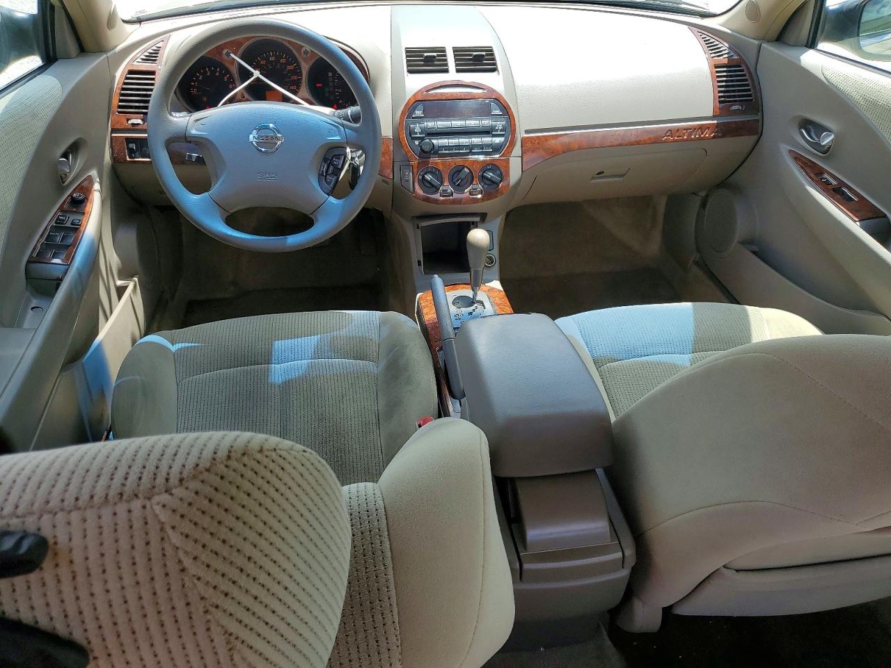 Nissan Altima