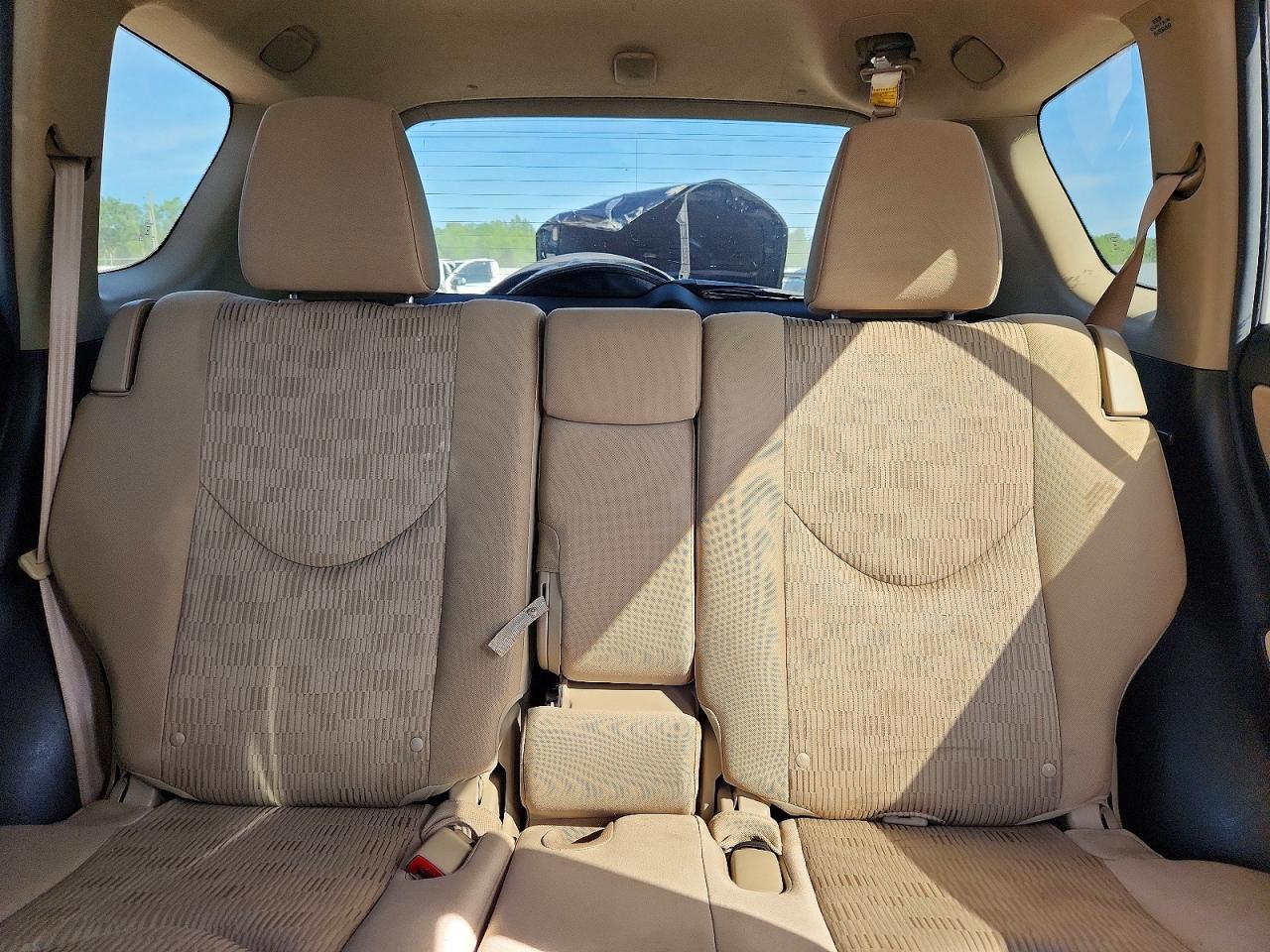 Toyota RAV4 Base