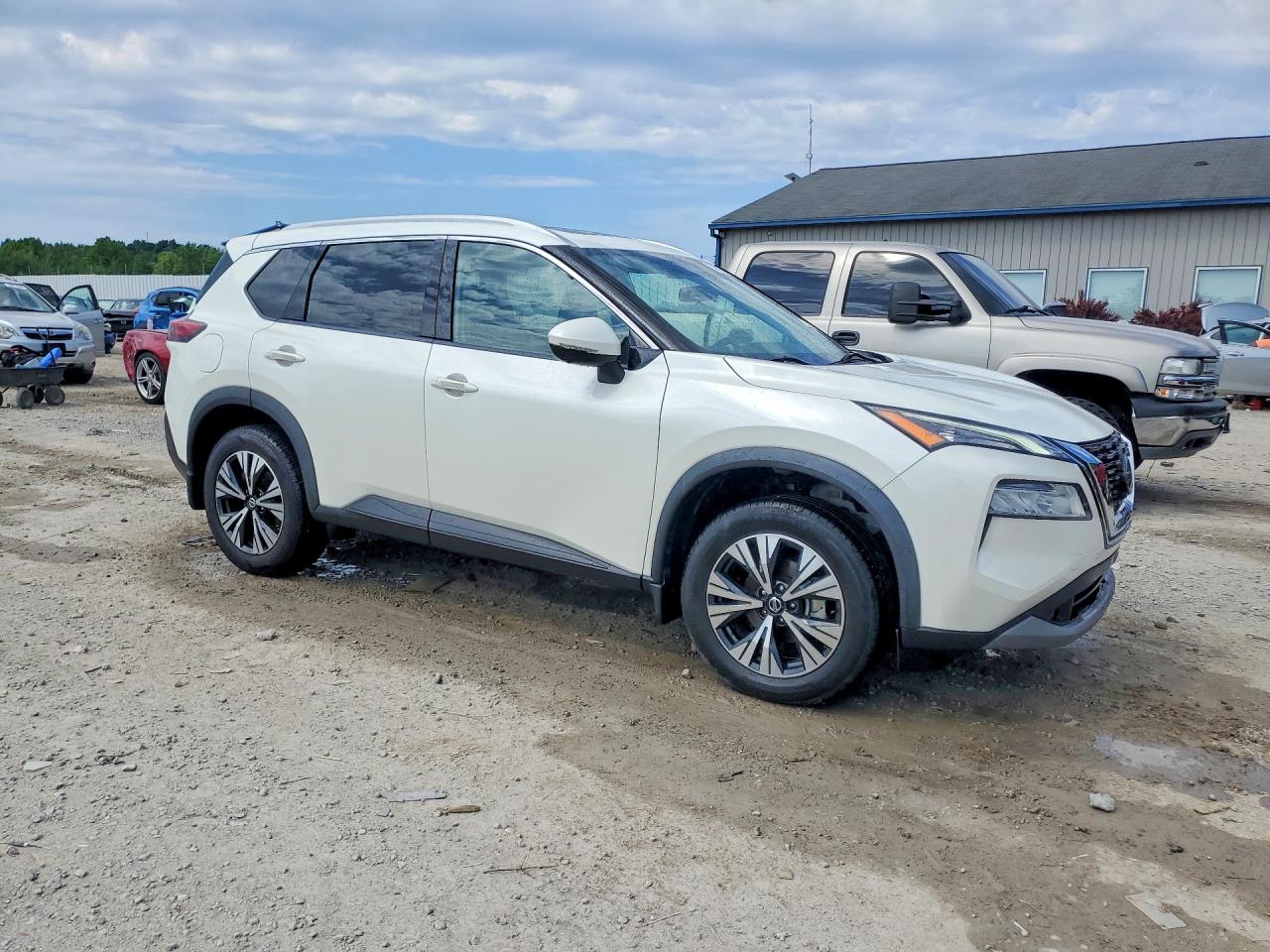 Nissan Rogue Sv