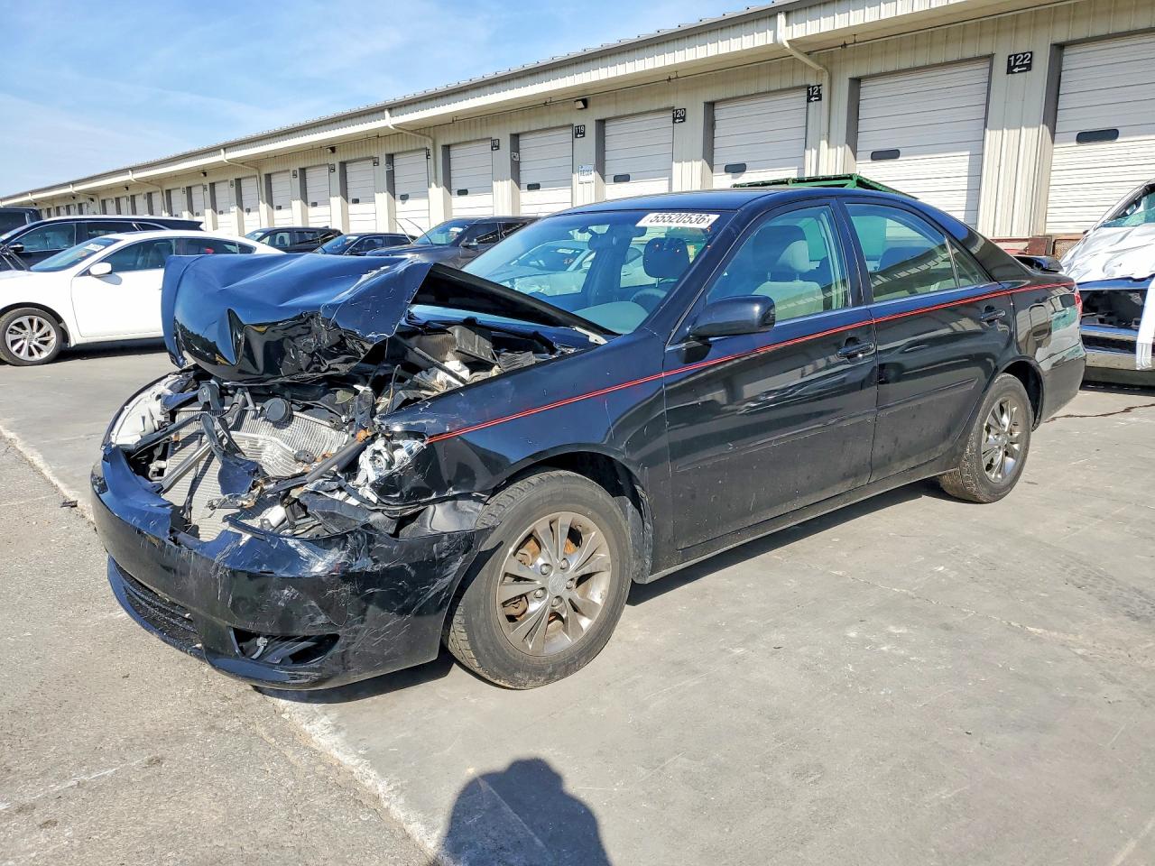 Salvage Toyota Camry Image