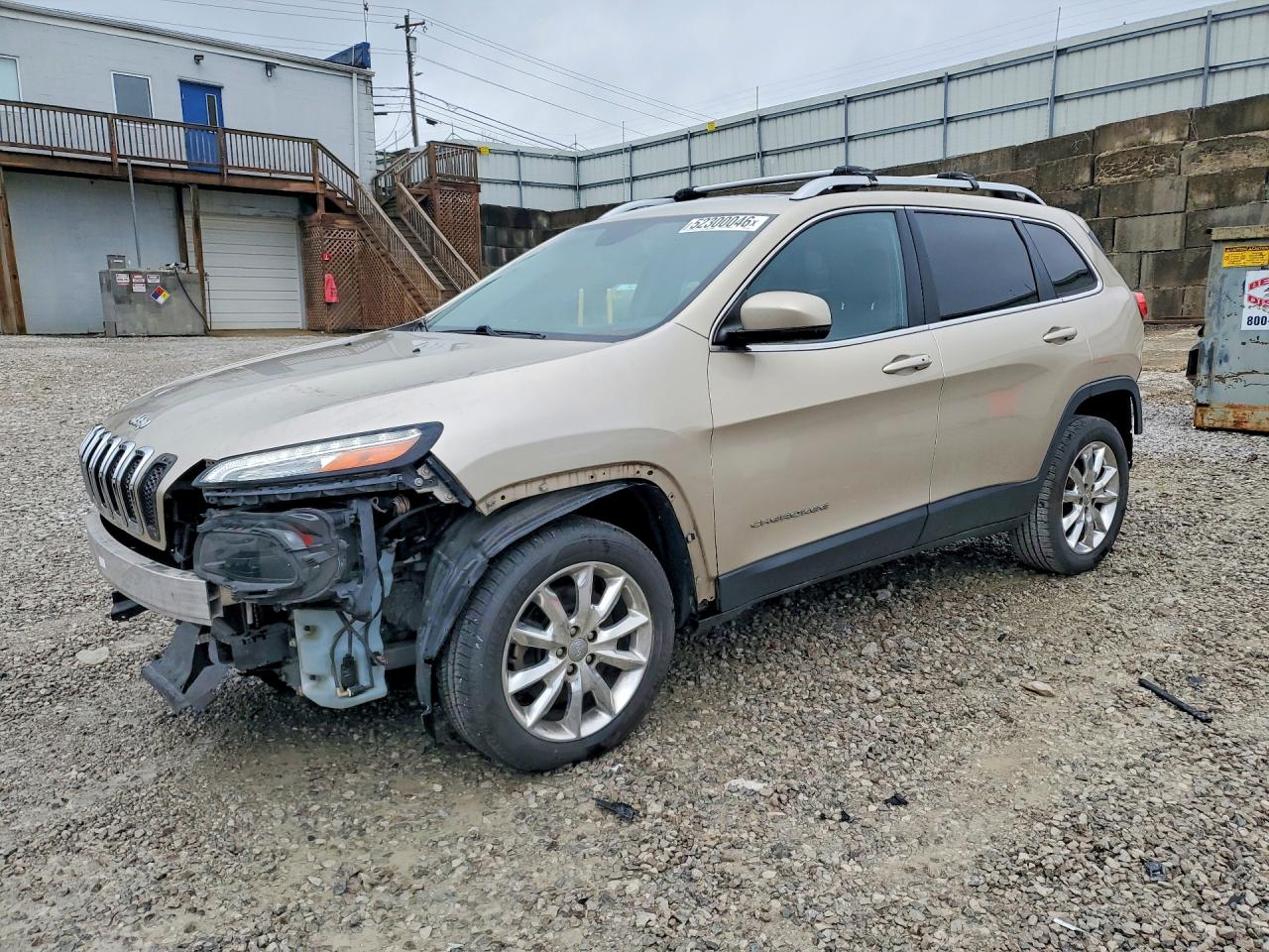 Salvage Jeep Cherokee Image