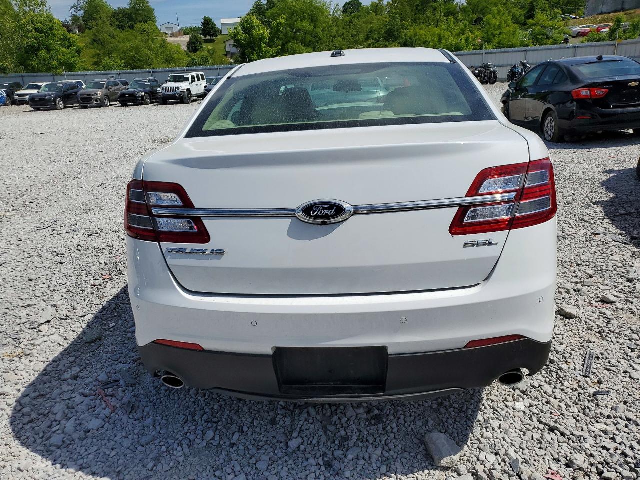 Ford Taurus Sel