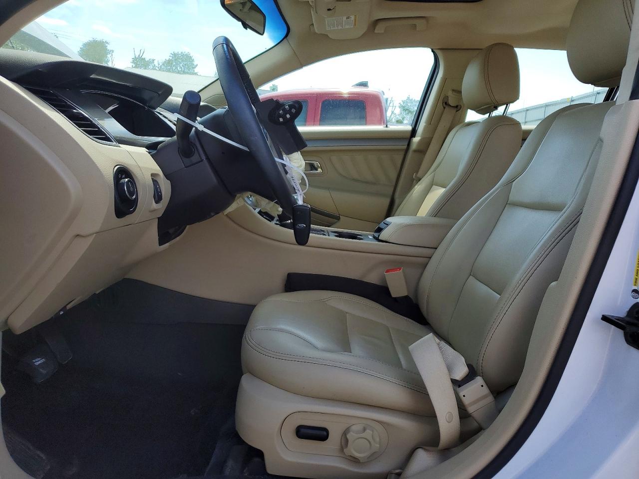 Ford Taurus Sel