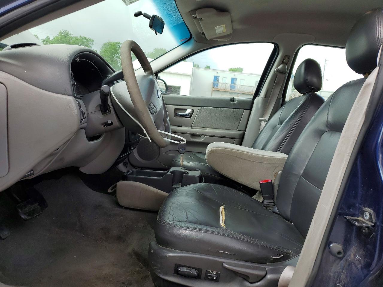 Ford Taurus Ses