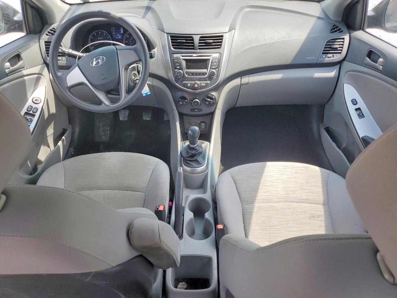 Hyundai ACCENT Se