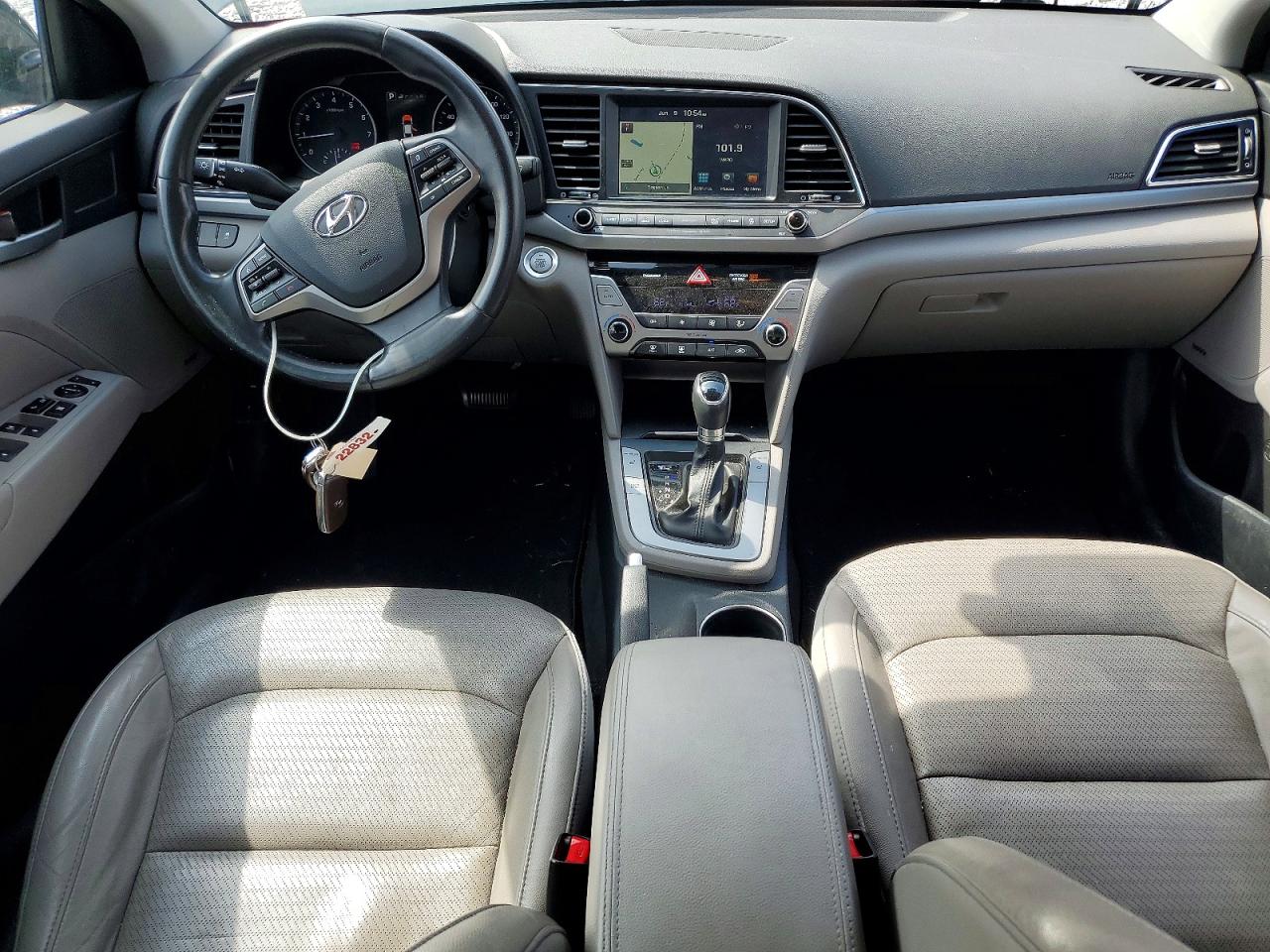 Hyundai ELANTRA Limited