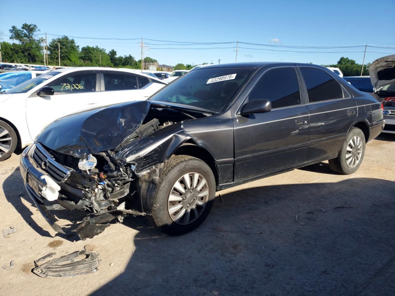 Salvage Toyota Camry Image