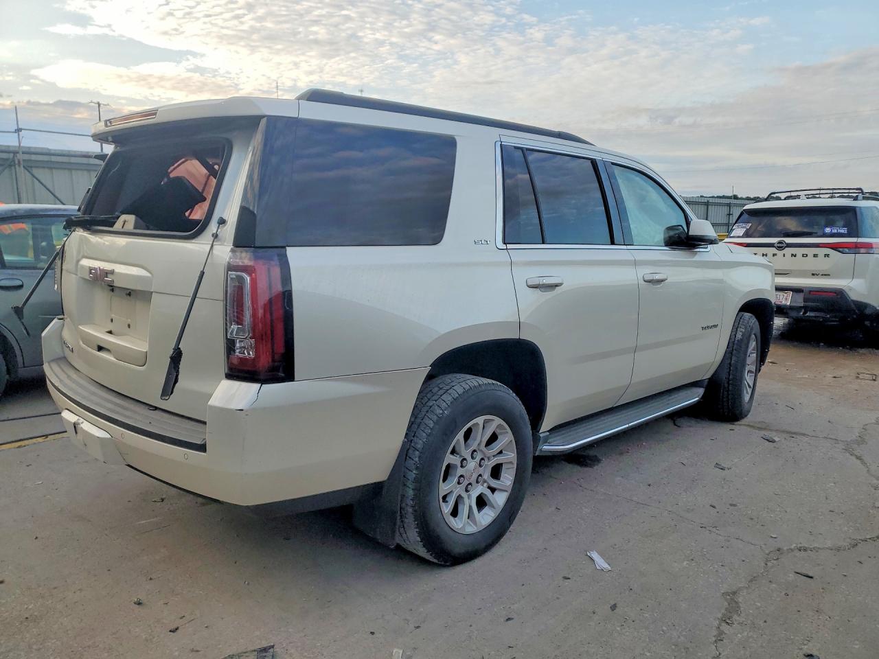 GMC Yukon Slt