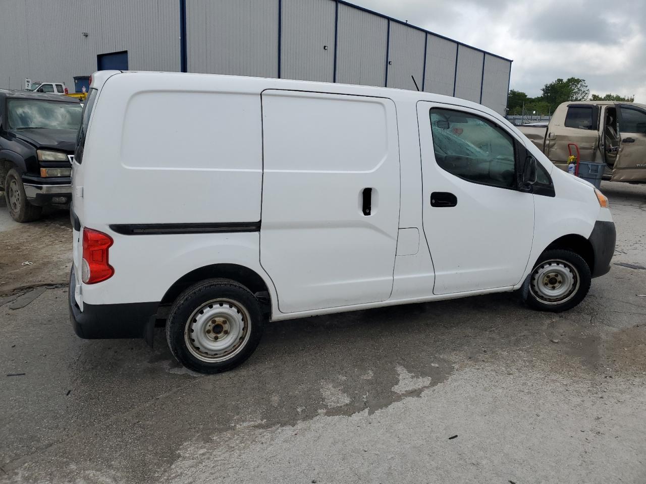 Nissan Nv S