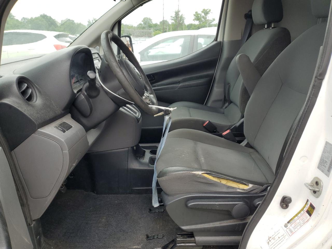 Nissan Nv S