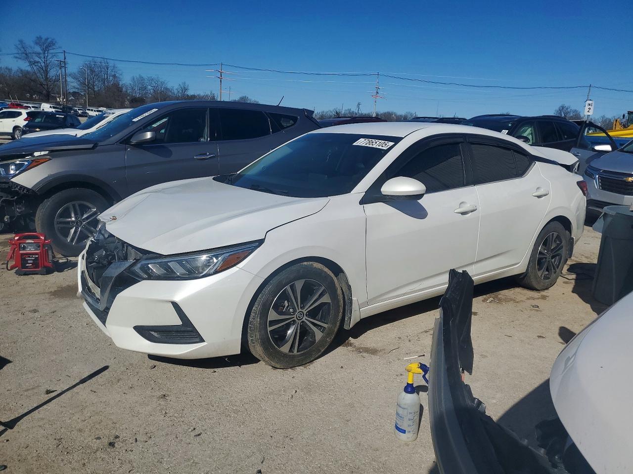 Salvage Nissan Sentra Image