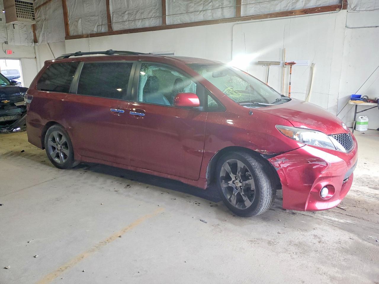 Toyota Sienna Se 8-passenger