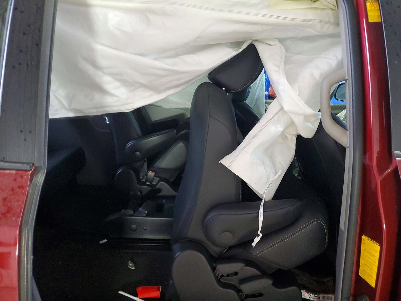 Toyota Sienna Se 8-passenger
