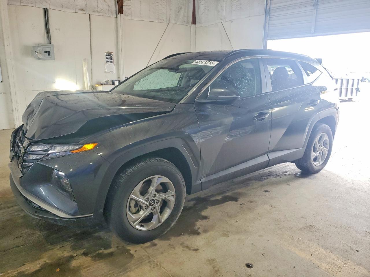 Salvage Hyundai TUCSON Image