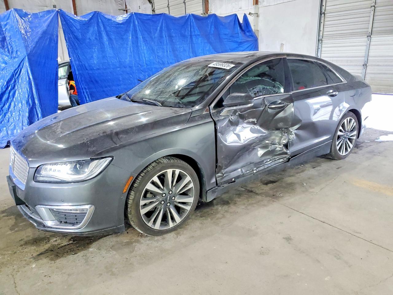 Salvage Lincoln MKZ Image