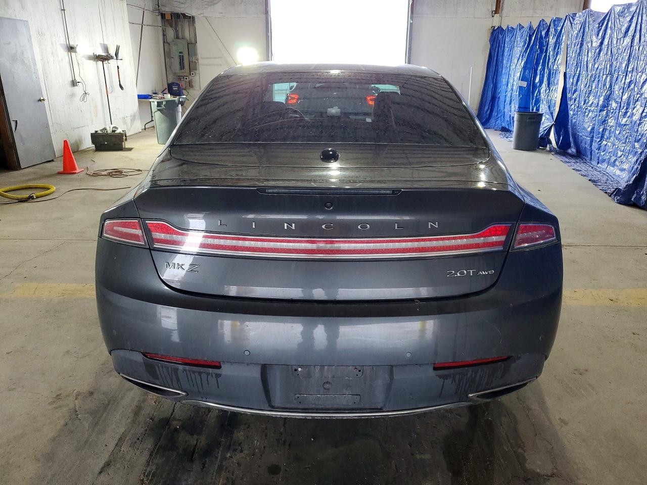 Lincoln MKZ Reserve