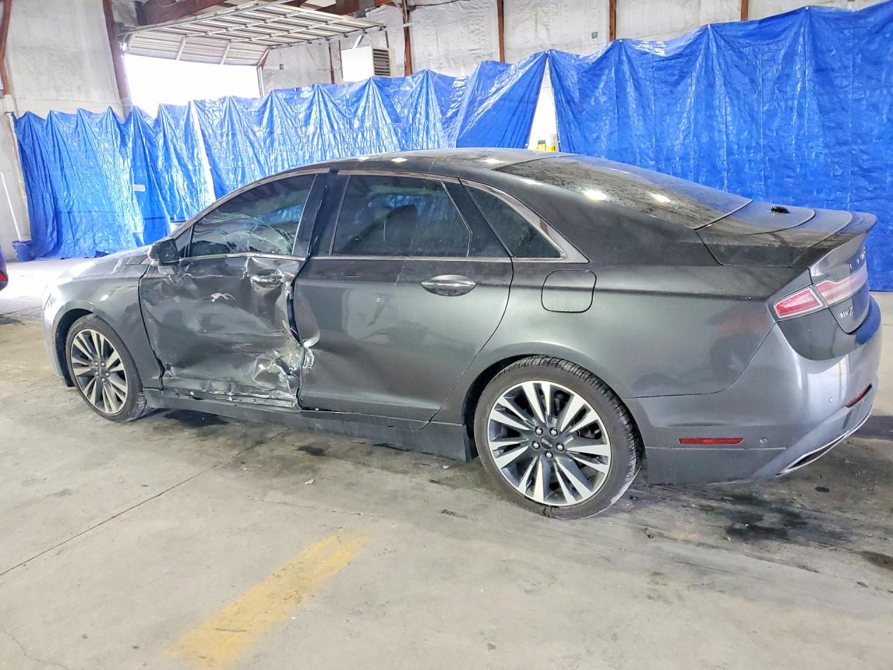 Lincoln MKZ Reserve