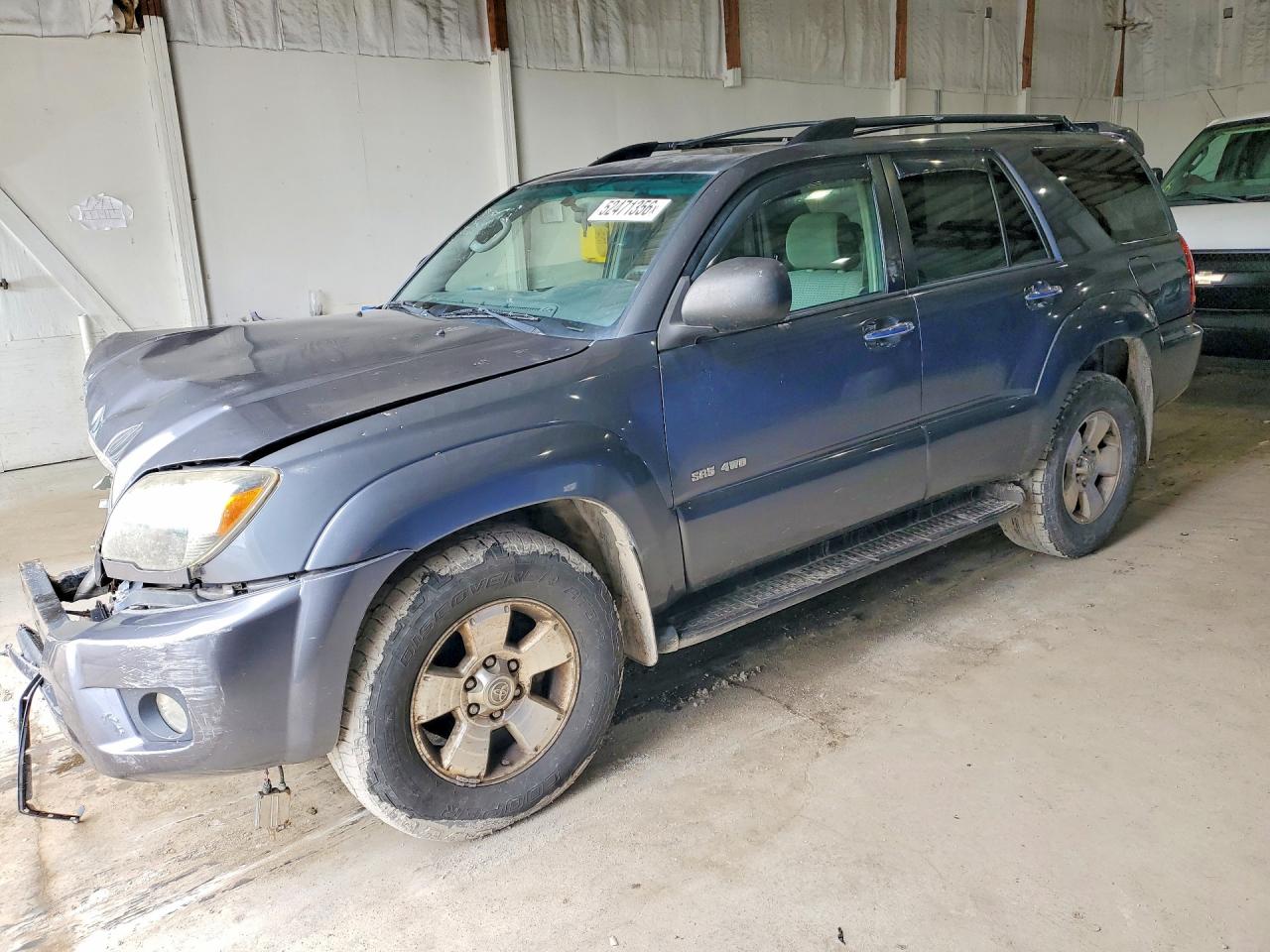 Salvage Toyota 4Runner Image