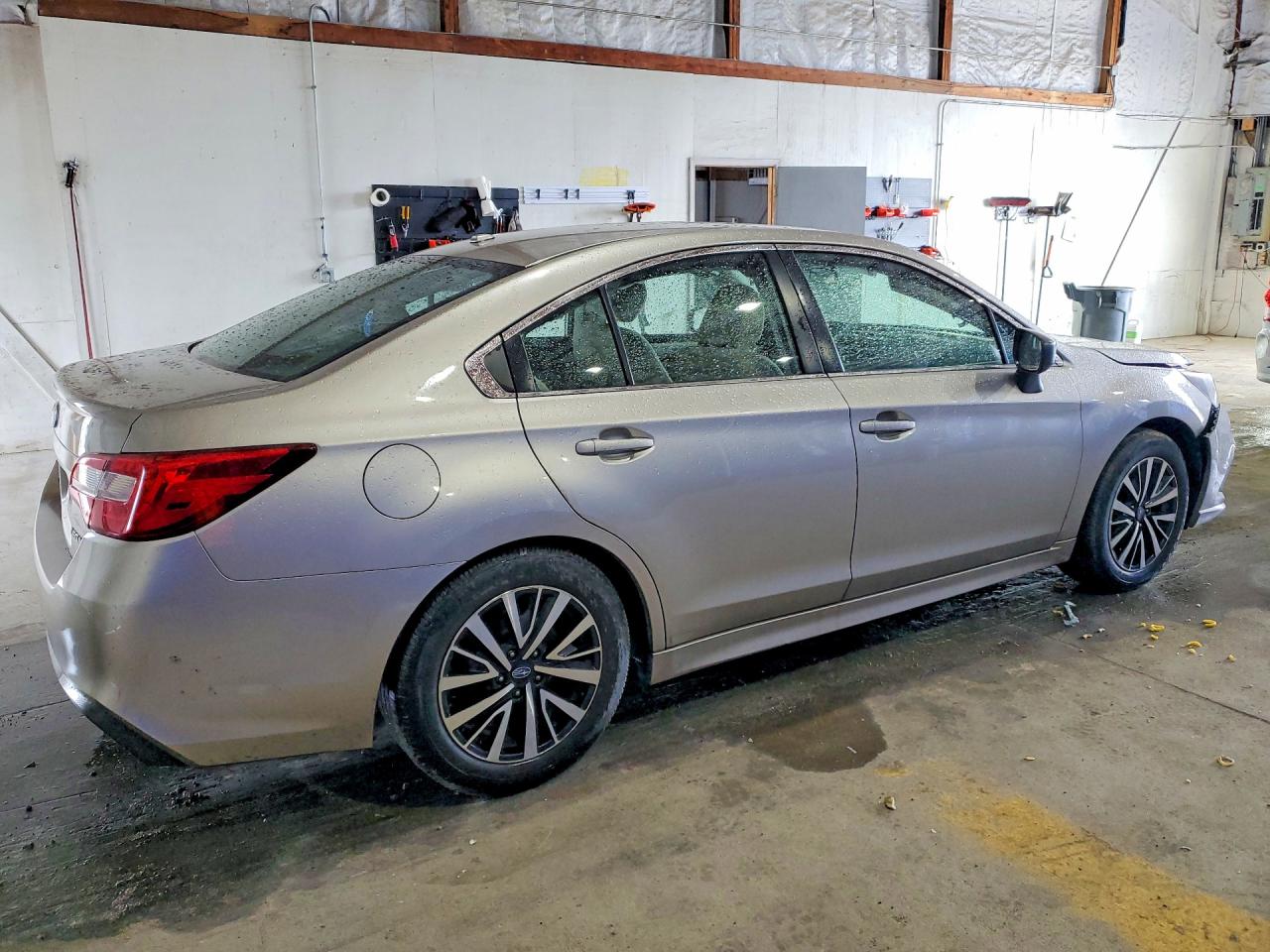 Subaru Legacy 2.5i