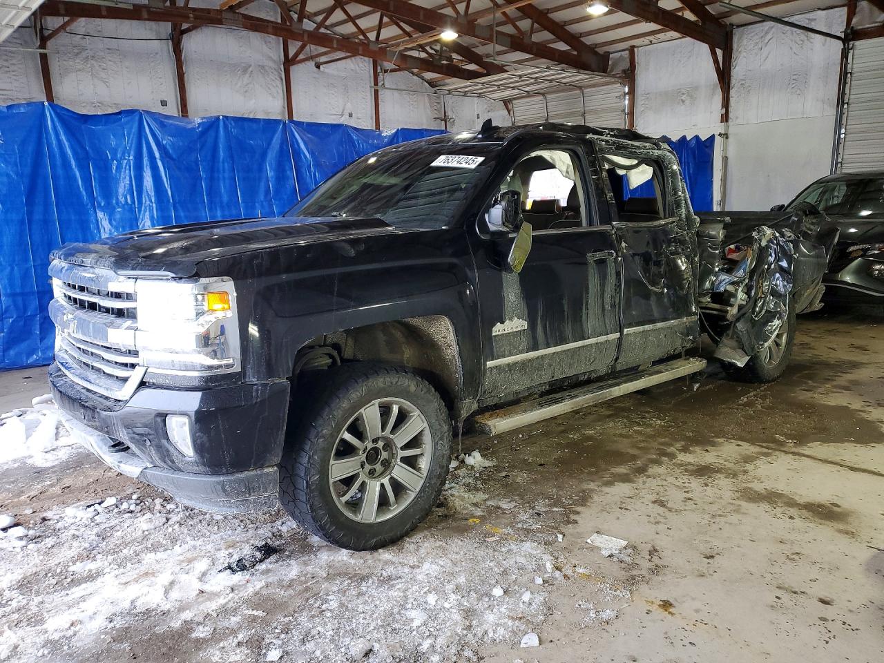 Salvage Chevrolet Silverado Image