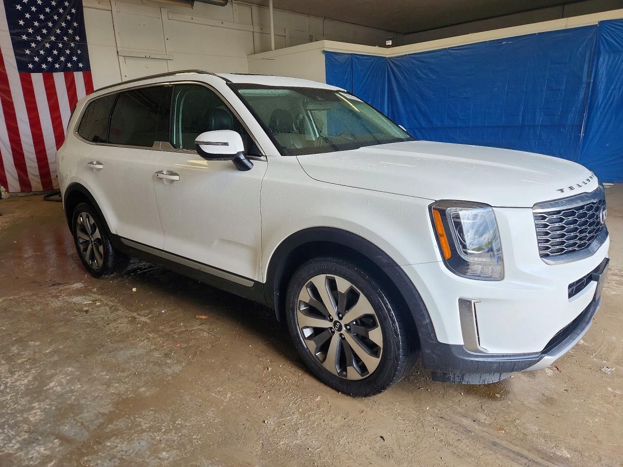 Kia Telluride S