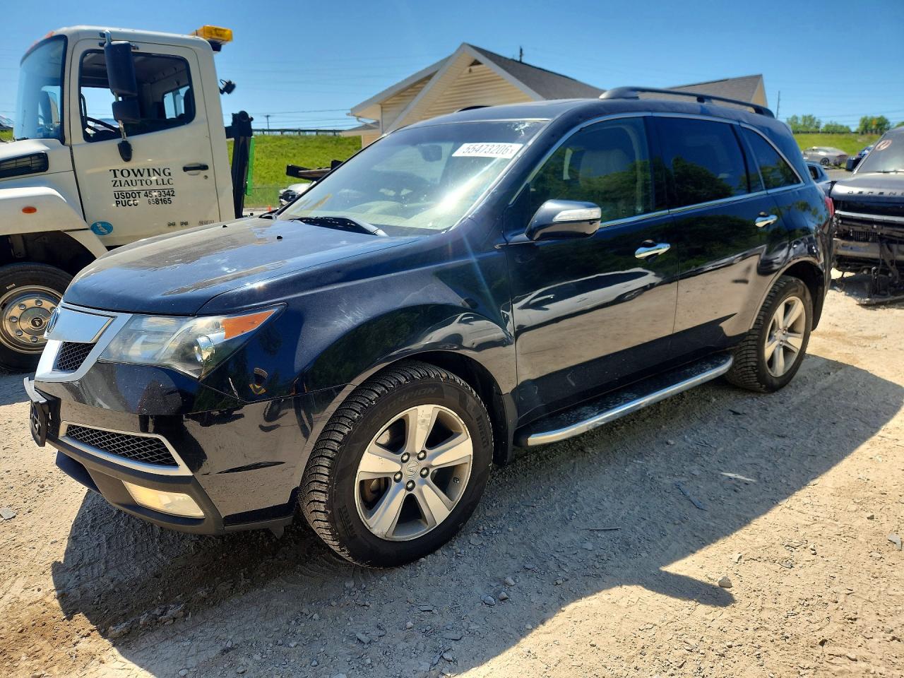 Salvage Acura MDX Image