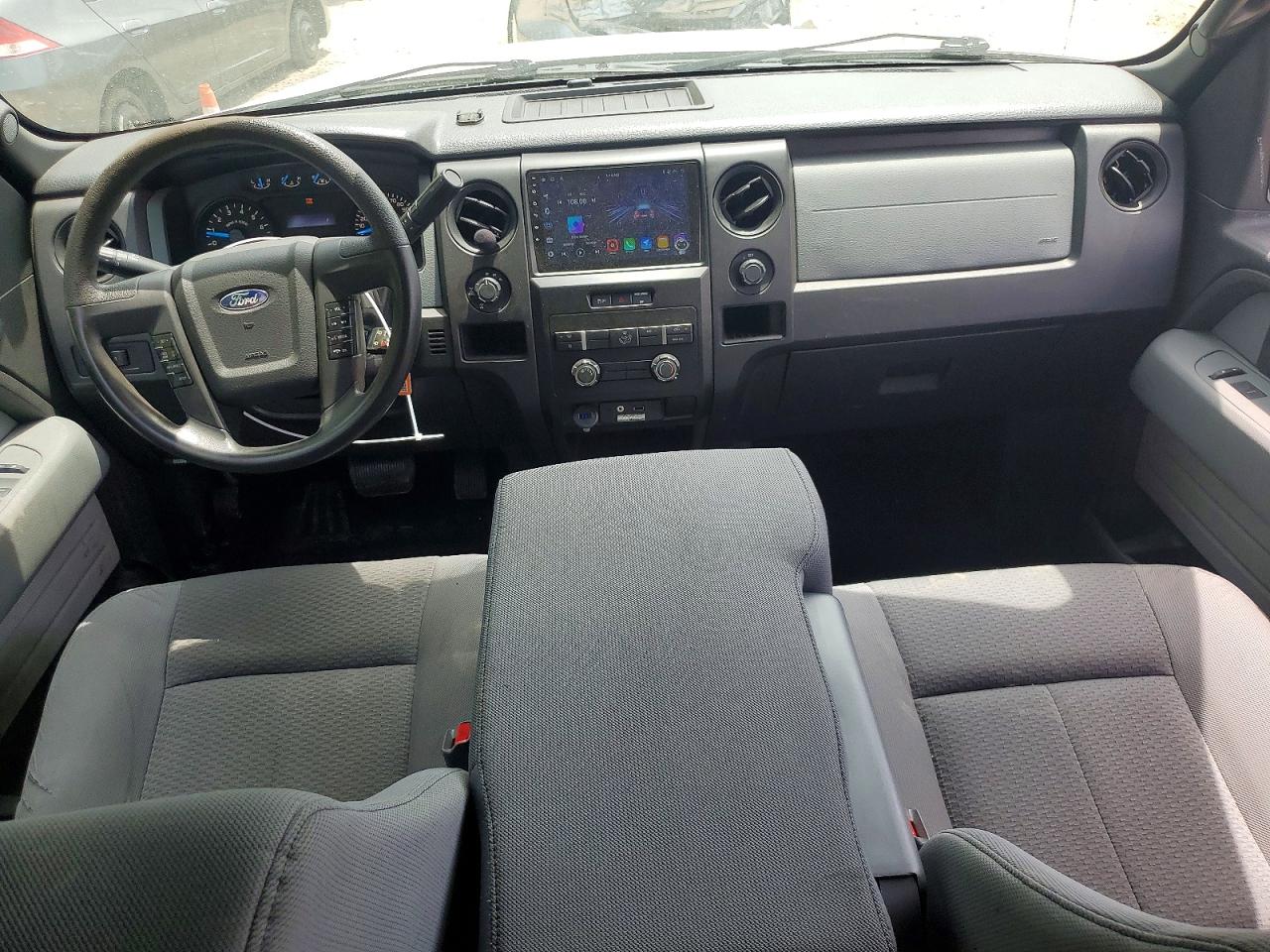 Ford F-150 Super Cab