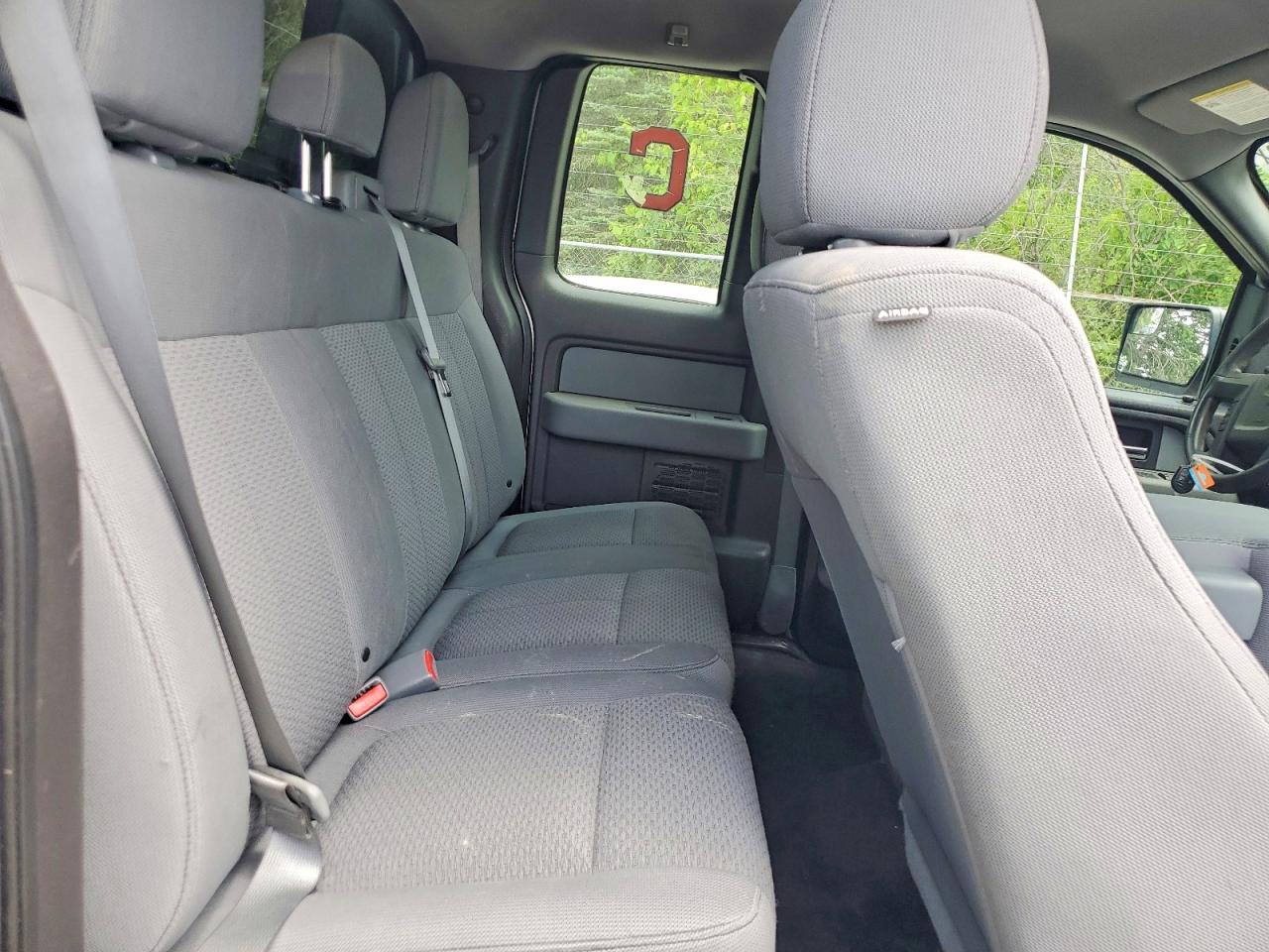 Ford F-150 Super Cab