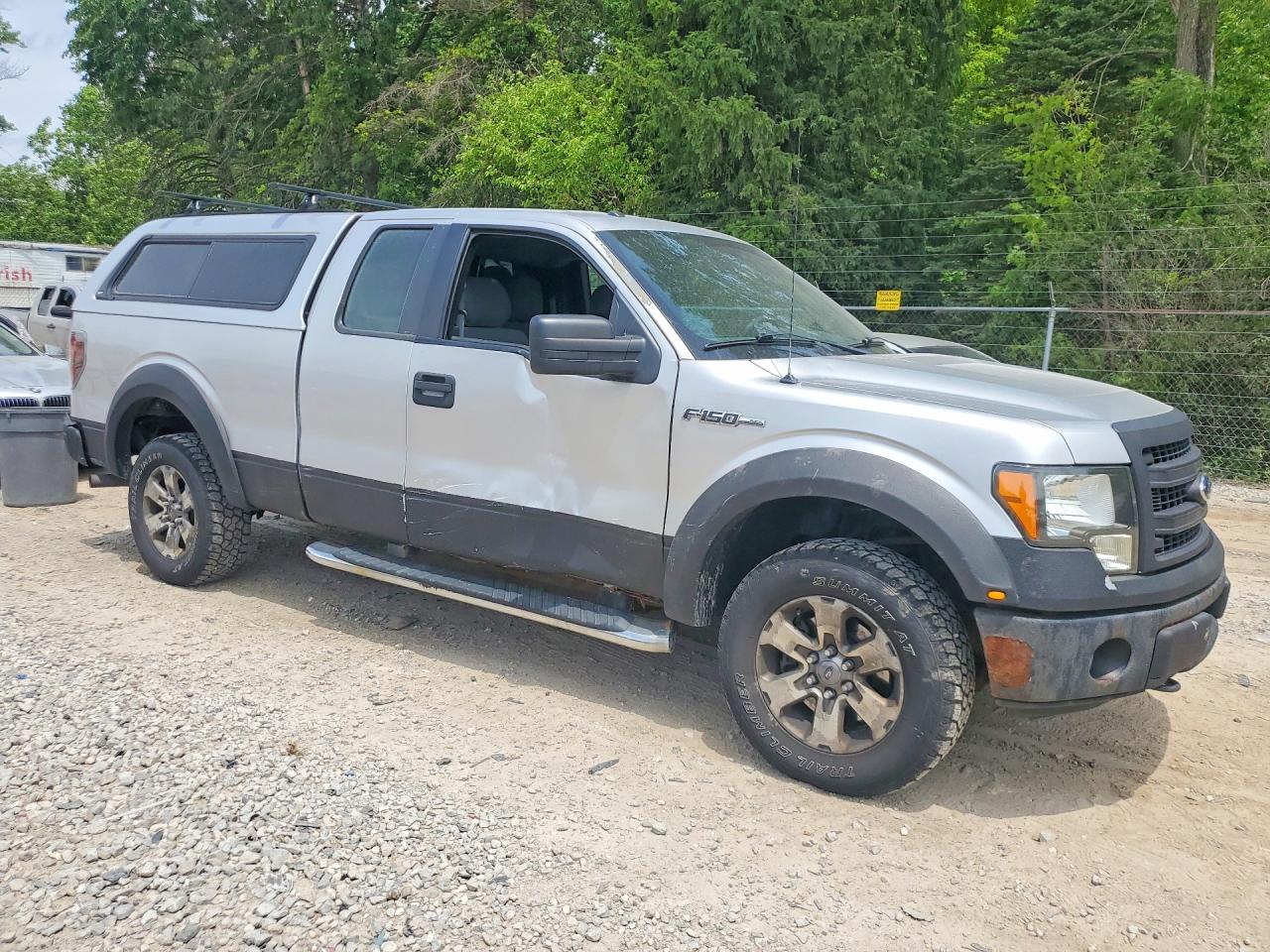Ford F-150 Super Cab