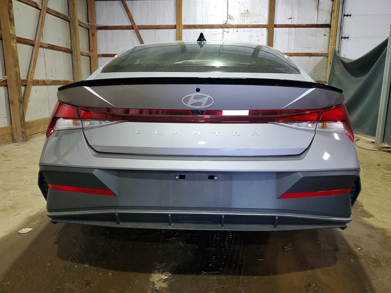 Hyundai ELANTRA Sel Sport