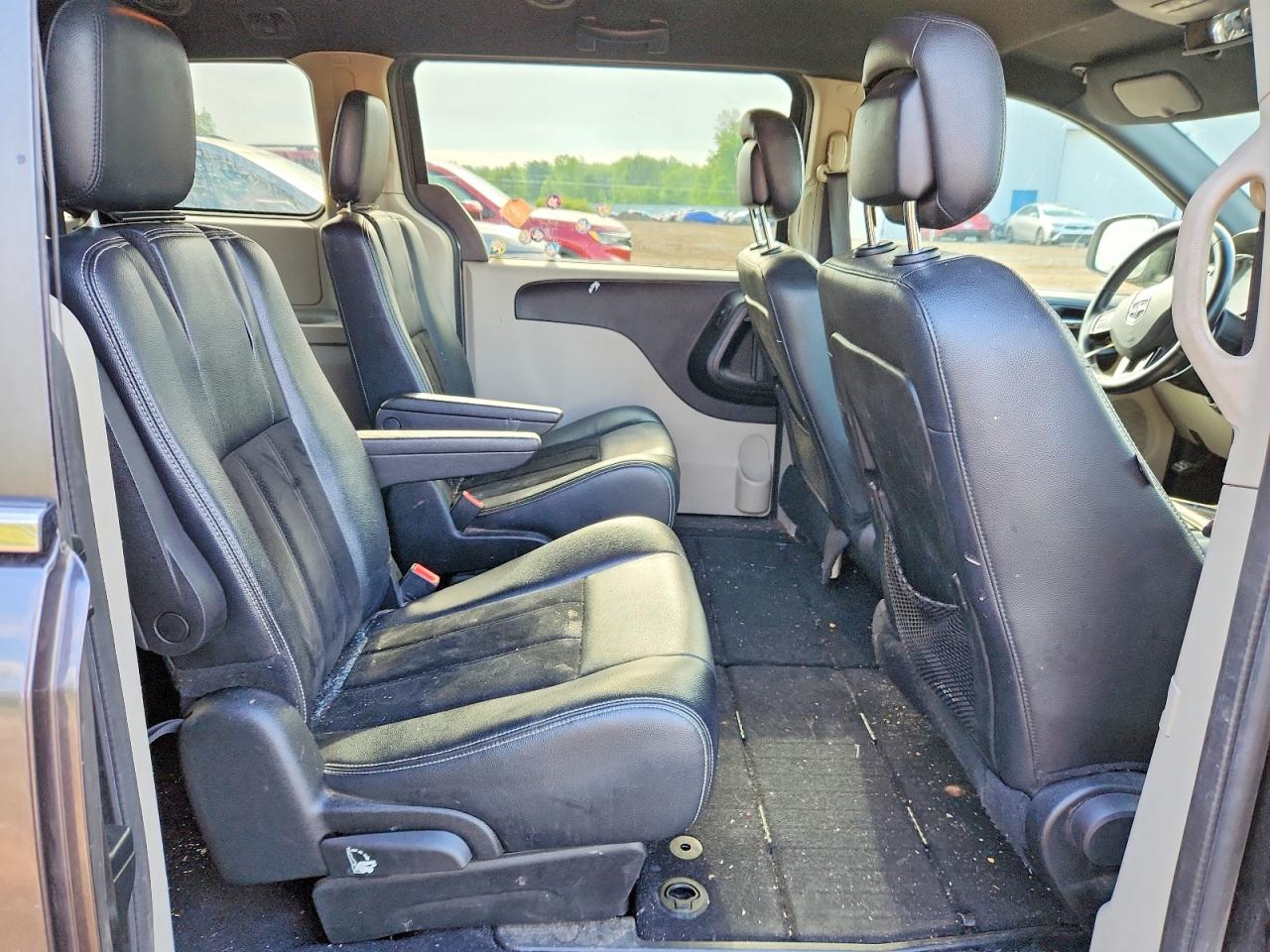 Dodge Caravan Sxt
